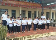 Một số hình ảnh vui trung thu cho HS trường Vừ A Dính Một số hình ảnh vui trung thu cho HS trường Vừ A Dính