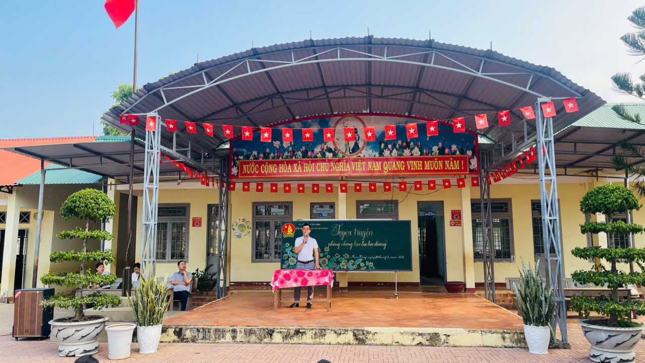 z7638343309840_30600b3e2b3141ca5c2940eae4f64d1a