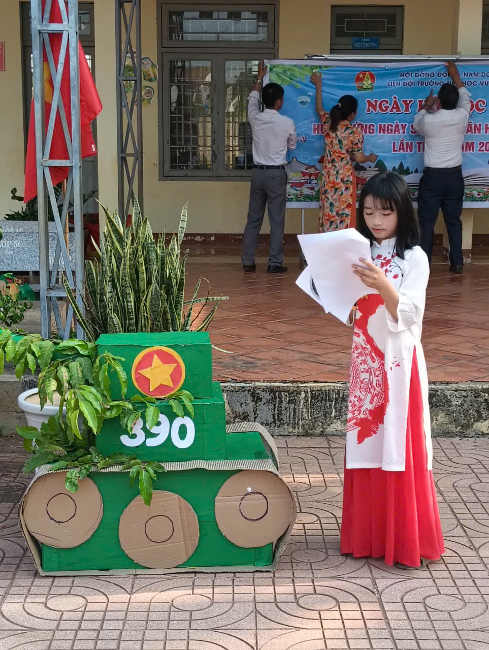 z7719218406482_93af7b70cc7d253b341cce7c42350b96